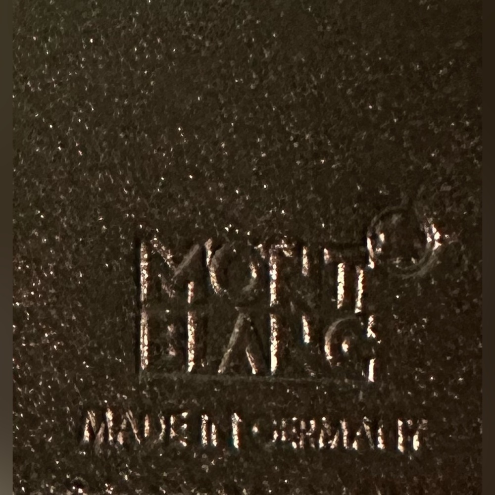 New Mont Blanc Beautiful men’s  Leather Wallet - Picture 6 of 6